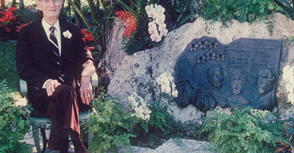 Lewis with Memorial