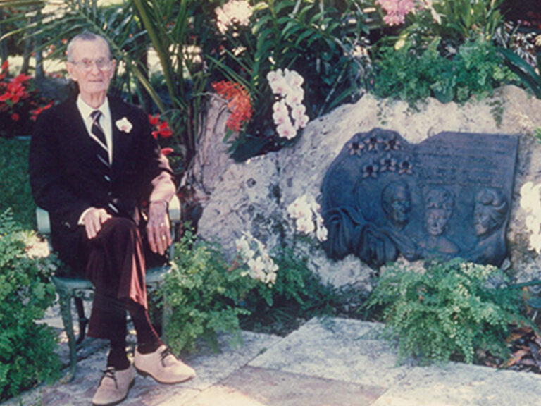 Lewis with Memorial